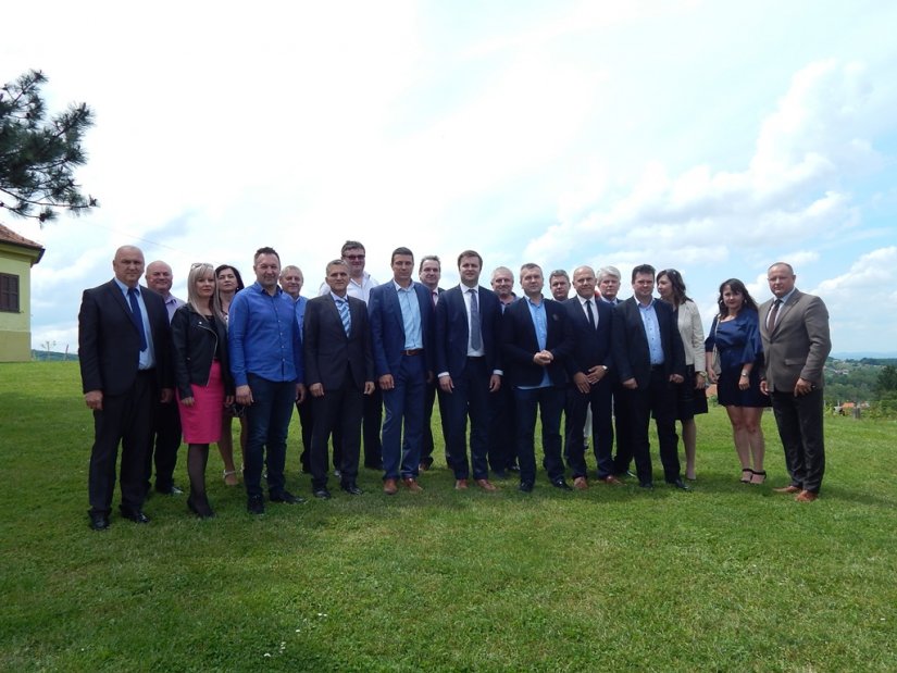 FOTO Ministri Čorić i Marić na proširenoj sjednici Županijskog odbora HDZ-a