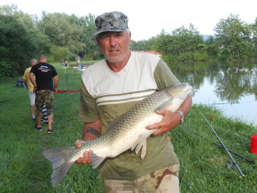 Božo Lančić s vrijednim trofejom