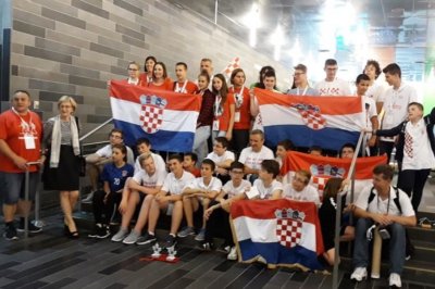Na Svjetskom prvenstvu robotičara dva zlatna tima iz Hrvatske – u jednom i učenik VI. OŠ Varaždin