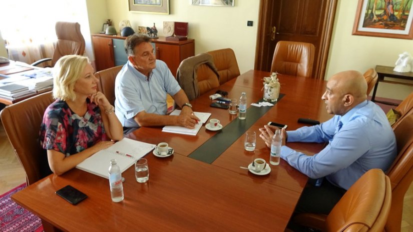 Indijski veleposlanik sa županom Čačićem razgovarao o ulaganjima u Varaždinsku županiju