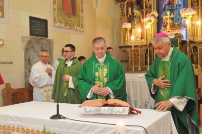 Čikaški nadbiskup Blaise Cupich nedavno je predvodio misu u Maruševcu