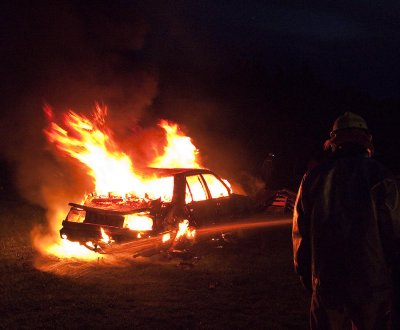 Salinovec: Auto nakon nesreće izgorio, a vozač - pobjegao