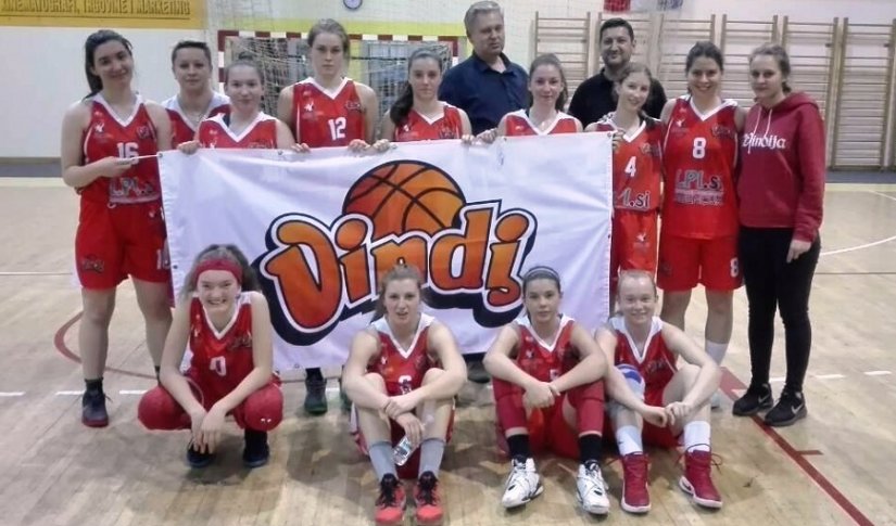 Ekipa Vindi koja je ostvarila pobjedu na startu prvenstva u Slavonskom Brodu
