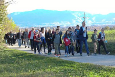 Tradicionalni Marijin put u Klenovniku okupio 150 hodočasnika