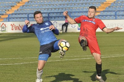 Leon Benko se u 6. minuti izborio za poziciju, došao do lopte i zatresao mrežu Sesveta