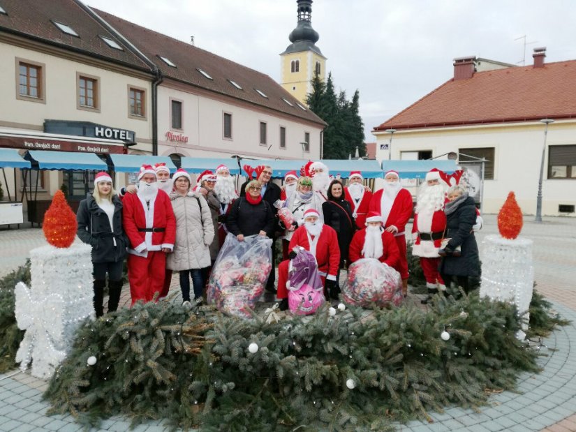 Gornjogradski Mrazovi i ove godine razveselili djecu u ludbreškom kraju