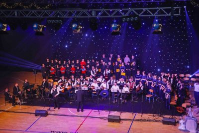 FOTO Božićni koncert: Ivanečka publika uživala u blagdanskom raspoloženju