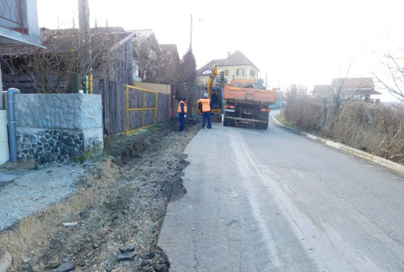 Započeli radovi na sanaciji kolnika u ulici Halić na Varaždinbregu