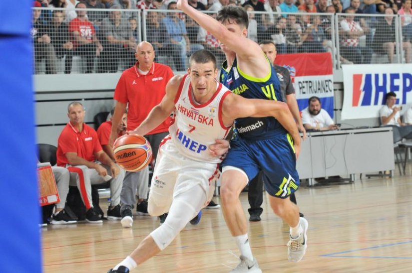 Jakov Mustapić bio je ponajbolji košarkaš na utakmici Hrvatske-Slovenije u Areni Varaždin s 25 koševa