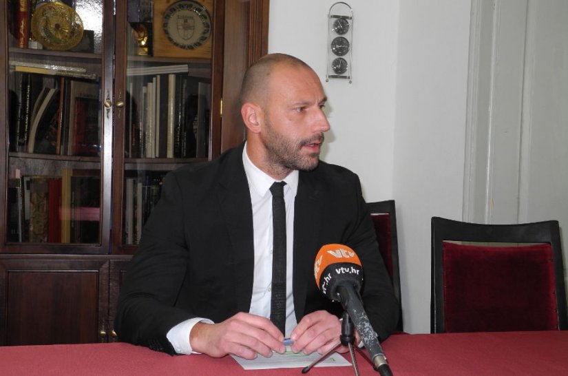 Habijan pozvao gradočelnika i sve gradske vijećnike na poštivanje Poslovnika o radu