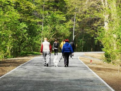 FOTO Jednostavno mami u šetnju: Varaždinci prošetali po uređenoj šetnici u Dravskoj šumi