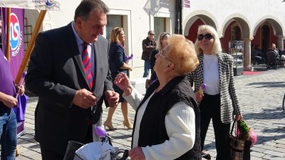 FOTO: Tijekom Velikog tjedna, Reformisti diljem Varaždinske županije darivali svoje sugrađane