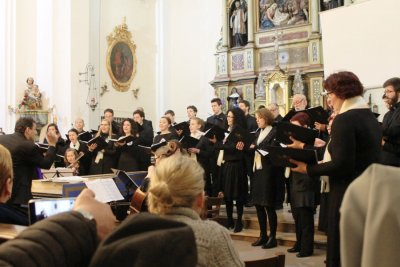 Susret s emocijom u glazbi: Stabat mater zbora Chorus angelicus