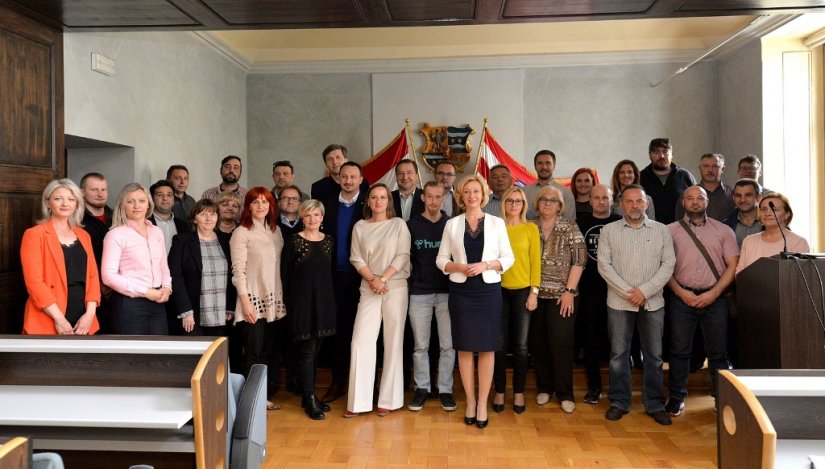 FOTO: Dodijeljene potpore turističkim manifestacijama i događanjima u 2019. godini