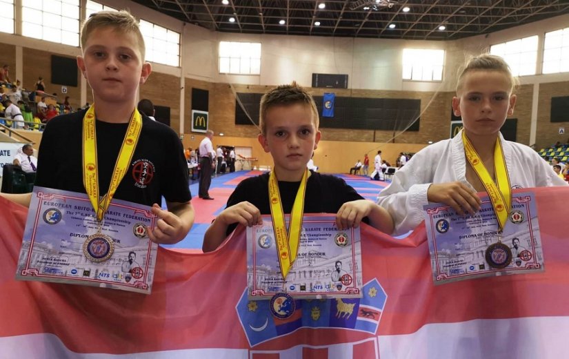 Varaždinski Karate klub Shito Ryu na Europskom prvenstvu osvojio 2 srebra i broncu