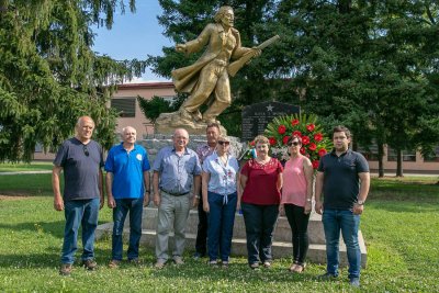 Povodom Dana antifašističke borbe u Sračincu položen vijenac i upaljene svijeće