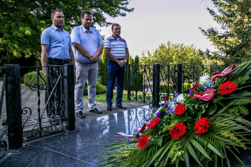 U Maruševcu položeni vijenci i održan memorijalni braniteljski turnir u povodu obilježavanja Dana državnosti