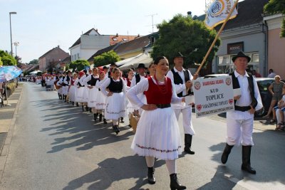 KUD „Toplice“ iz Varaždinskih Toplica sudjelovalo u programu 53. Đakovačkih vezova