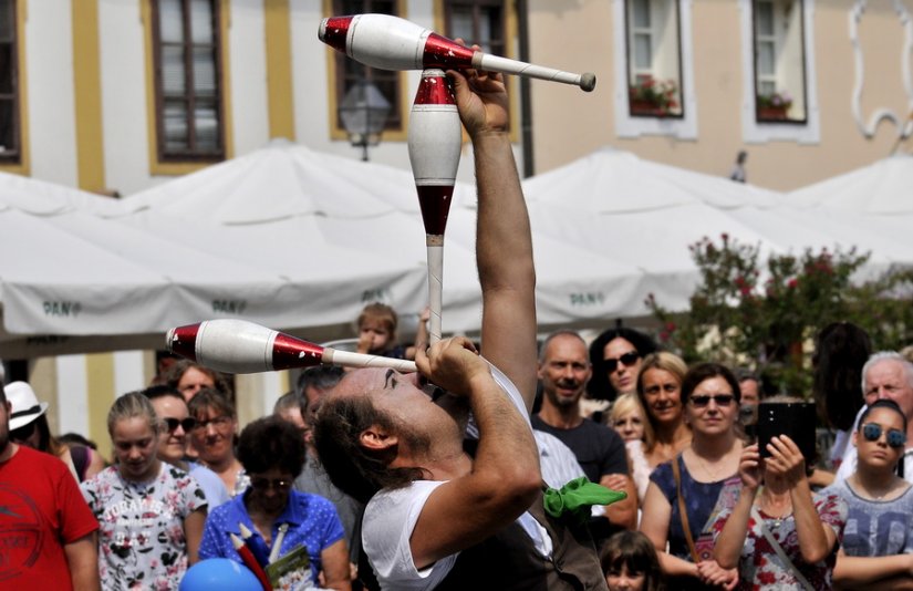 Špancirfest ide dalje: večeras zabava uz Gustafe, Jam Ritual i predstavu &quot;Pod hitno na hitnu&quot;