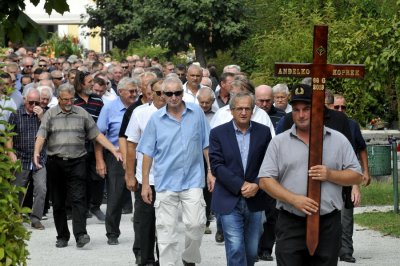 POSLJEDNJI ISPRAĆAJ DR. KOPREKA Brojni Varaždinci oprostili se od poznatog kirurga