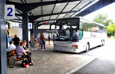 Vinica sufinancira prijevoz srednjoškolaca: Učenici putnici, ne zaboravite podići potvrd!e