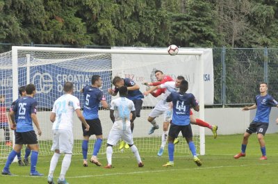 Rijeka pobijedila Varaždin 2:0, domaćin od 69. minute s igračem manje