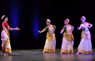 FOTO: Festival Indije u Varaždinu obilježen plesnom čarolijom u kazalištu