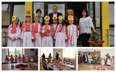 Učenici OŠ Trnovec načelnika i djelatnike Općine razveselili recitacijama i pjesmicama