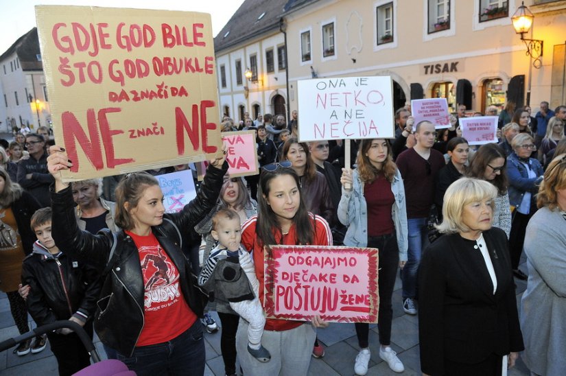 FOTO Prosvjed &quot;Pravda za djevojčice&quot; i u Varaždinu: Nekažnjavanje zločina je zločin