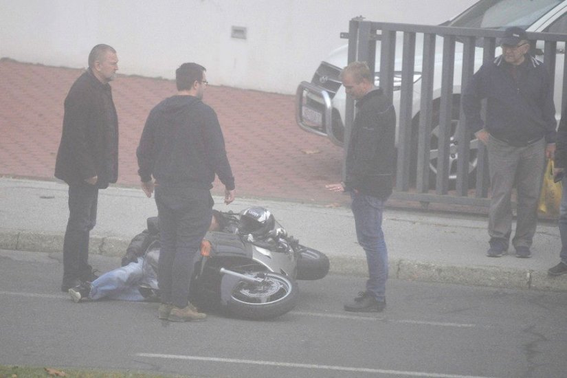 U nesreći kod raskrižja Supilove i Zagrebačke ulice nastradao motociklist