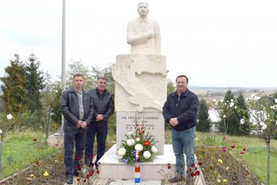 Sjećenje na preminule mještane, branitelje i dr. Franju Tuđmana