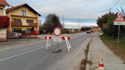 Izvođači obećali do sredine prosinca sanirati ceste u Iliji i Beretincu, a Varkom će sanirati u Seketinu
