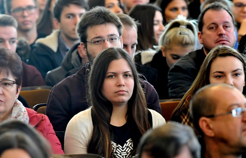 Sutra u varaždinskom Hrvatskom narodnom kazalištu svečana dodjela ugovora o stipendijama