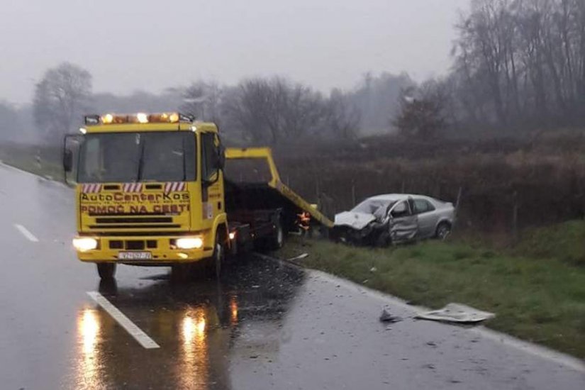 U nesreći na jugozapadnoj obilaznici ozlijeđen 20-godišnji vozač