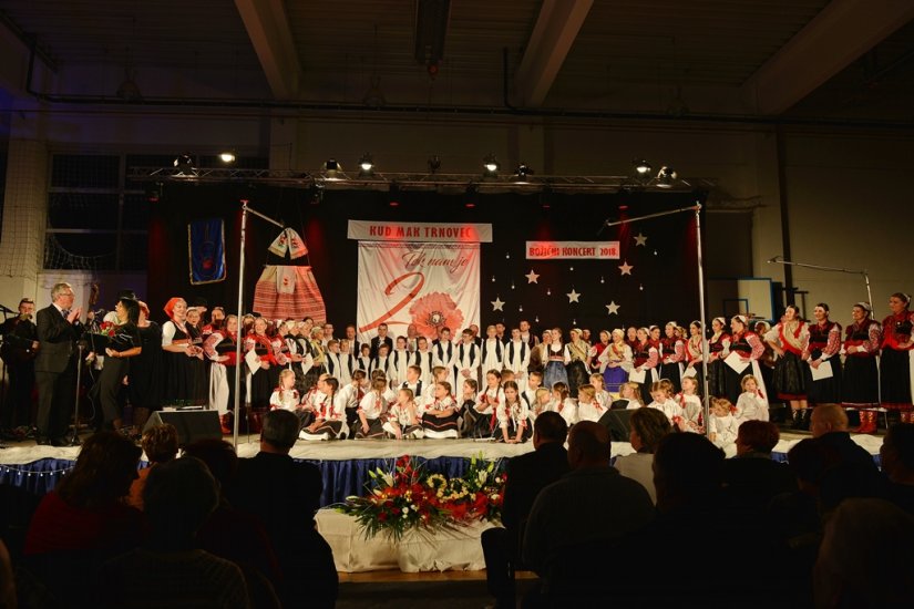 Trnovec Bartolovečki: Božićni koncert i folklorni festival KUD-a Mak Trnovec 26. i 28. prosinca