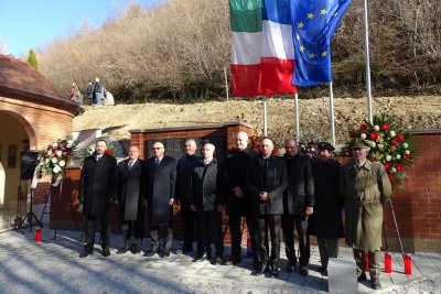 FOTO: U Podrutama obilježena 28. godišnjica pogibije petorice mirovnih promatrača