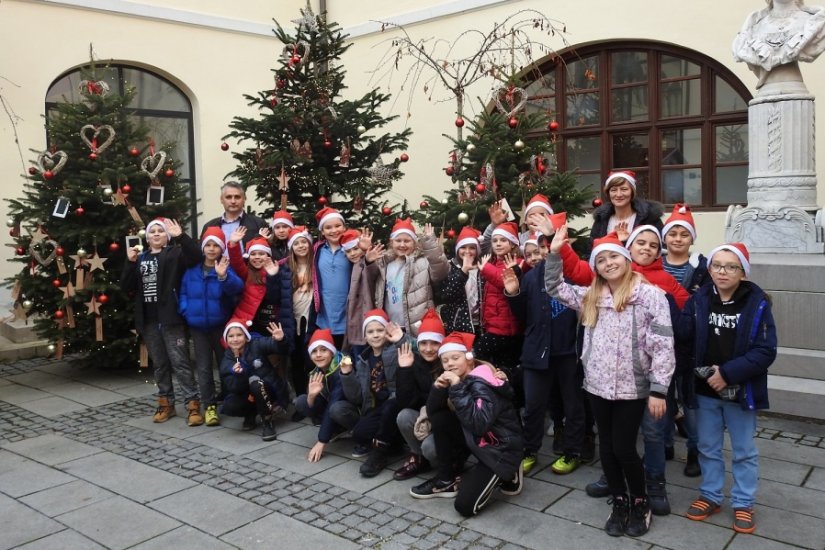 Učenici II. Osnovne škole posjetili Županijsku palaču i upoznali bogatu povijest