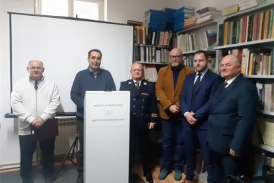 Priznanje Instituta za arheologiju Policijskoj upravi varaždinskoj