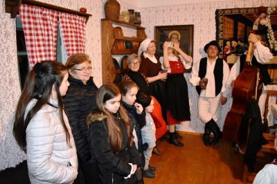 FOTO: Vinička tradicijska kuća otvorila svoja vrata za Noć muzeja
