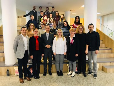 Otvoren antikorupcijski program za mlade „Youth Voice for Integrity 2020“