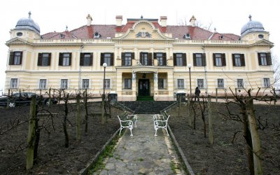Dvorac Šaulovec: napokon stiglo rješenje da Varaždinska županija može preuzeti dvorac