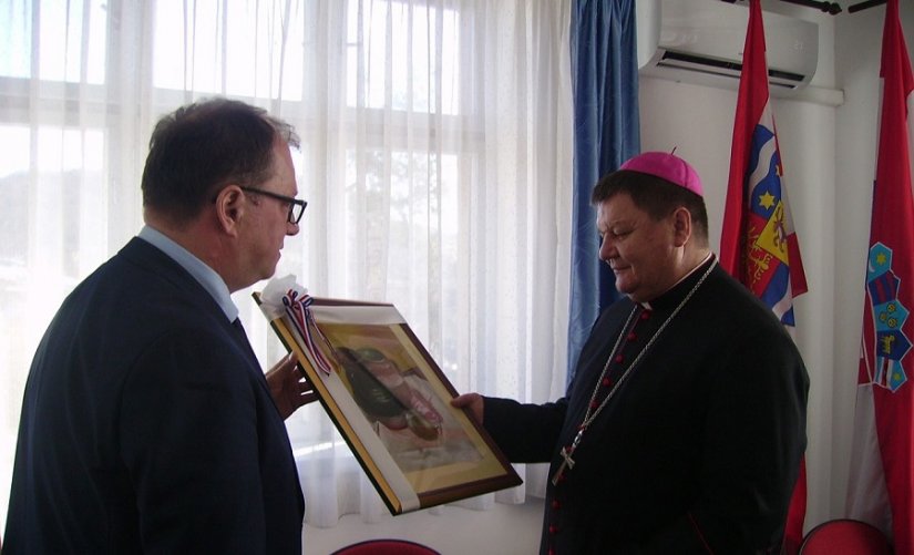 Biskup Vjekoslav Huzjak posjetio župu Sv. Martina Biskupa u Brezničkom Humu