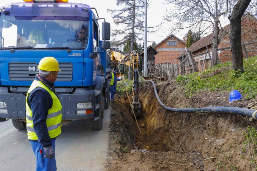 U ivanečkom naselju Bedencu u tijeku je gradnja sustava sanitarne kanalizacije vrijedna 4,36 milijuna kuna