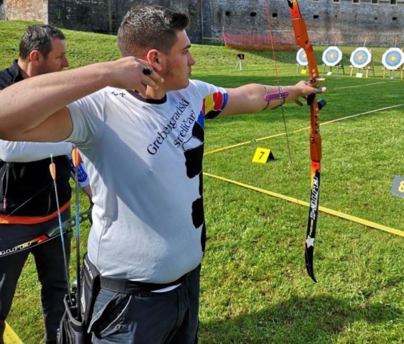 Pavle Vujasin član je novomarofskih Grebengradskih streličara