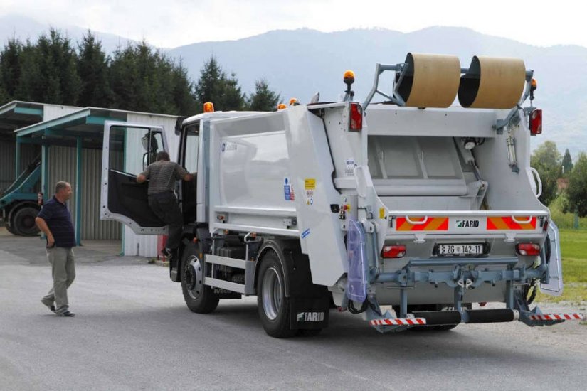 Grad Ivanec preuzeo plaćanje cijene usluge odvoza otpada za poduzetnike kojima je zabranjen rad