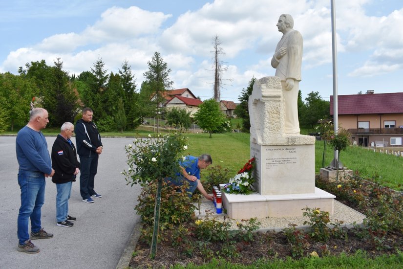 FOTO Članovi UDVDR-a Vinica obilježili rođendan prvog hrvatskog predsjednika