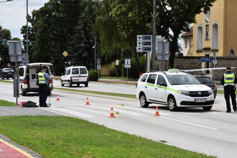 FOTO: Ponovno nesreća na Kapucinskom trgu, ozlijeđena pješakinja