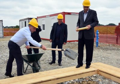 FOTO Počela izgradnja zgrade s POS stanovima za šest mladih obitelji u Općini Cestice
