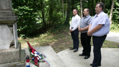 Dan antifašističke borbe obilježen kod spomen obilježja u naseljima Korenjak, Bikovec i Cerje Nebojse