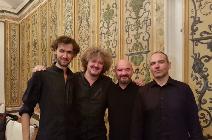 Ljeto u Varaždinu: Hrvatski gitarski kvartet nastupa u atriju Starog grada